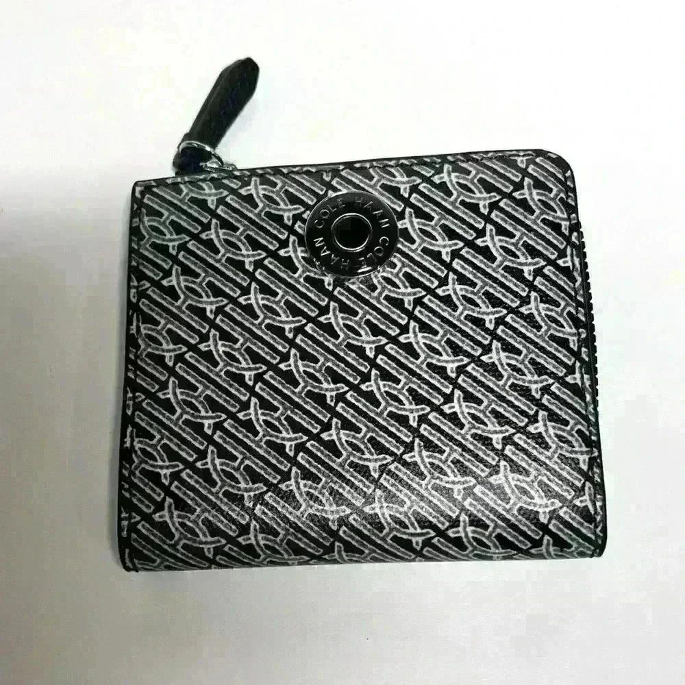 COLE HAAN GRAND SERIES MONOGRAM Black/ White Leather Wallet NWOT